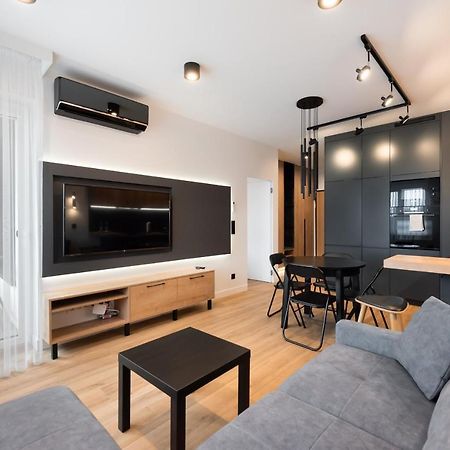 Zoliborz Obsidian Apartment Βαρσοβία Εξωτερικό φωτογραφία